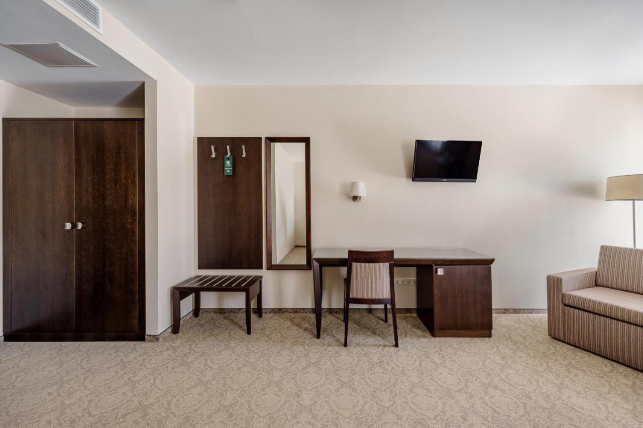 Euterpe Hotel Klaipeda Bagian luar foto
